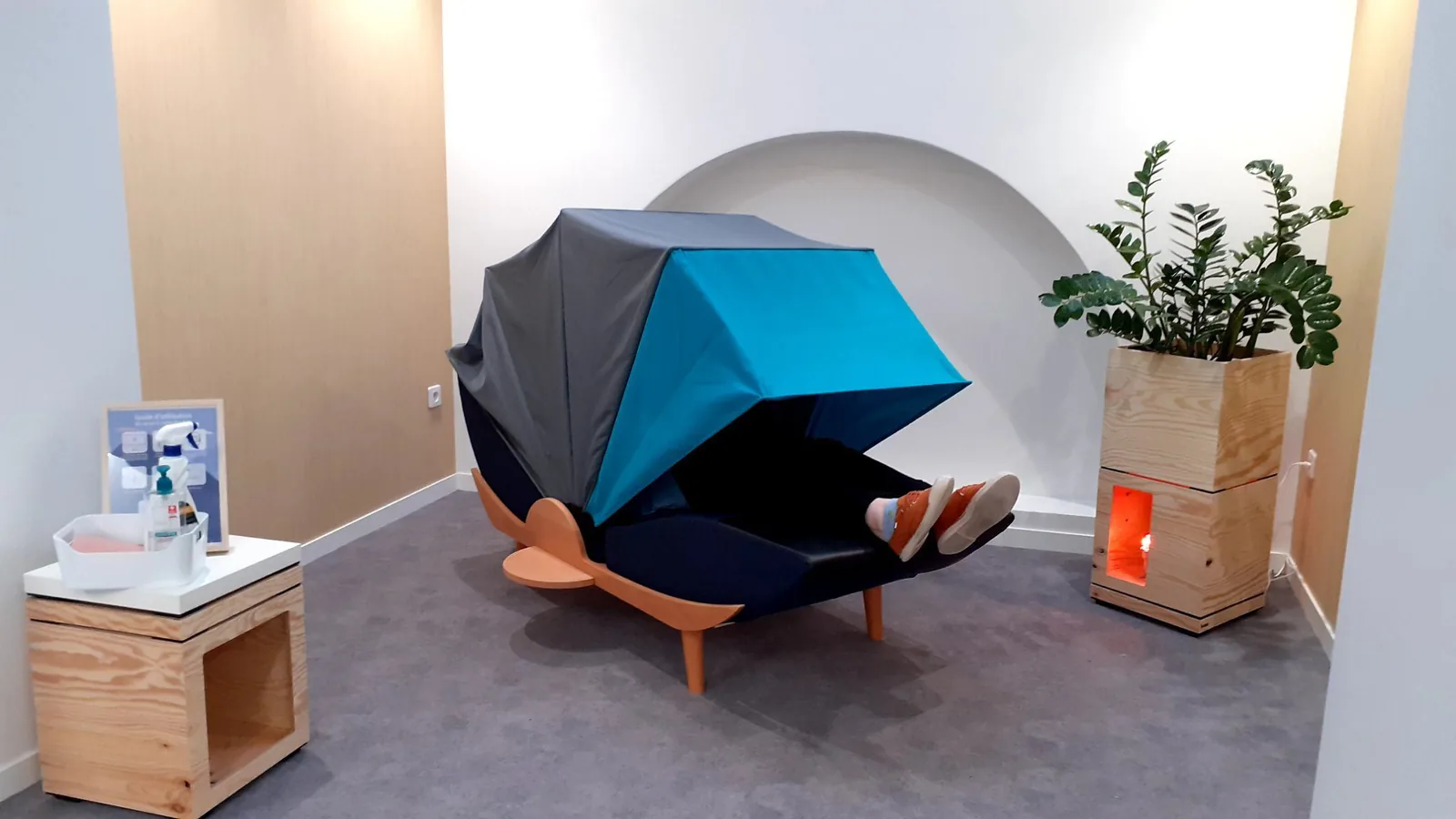 Cocon de repos dans une salle de récupération